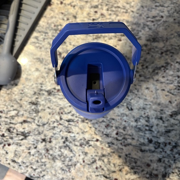 30oz Stanley Blue Insulated Travel Mug - Picture 3 of 7